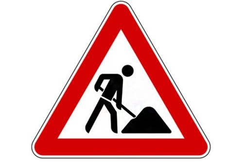 Die Stadt Heidenheim plant Straßenunterhaltungsarbeiten mit Oberflächenbehandlung durchzuführen, um einzelne Fahrbahnschäden, Unebenheiten und fehlerhafte Schachtabdeckungen zu beheben.